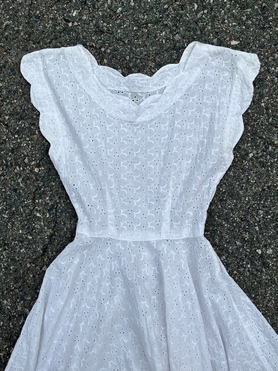 1950s White Eyelet Dress with Full Circle Skirt - image 2