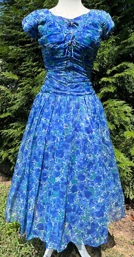 1950s Blue Watercolor Floral Party Dress with Rhi… - image 2