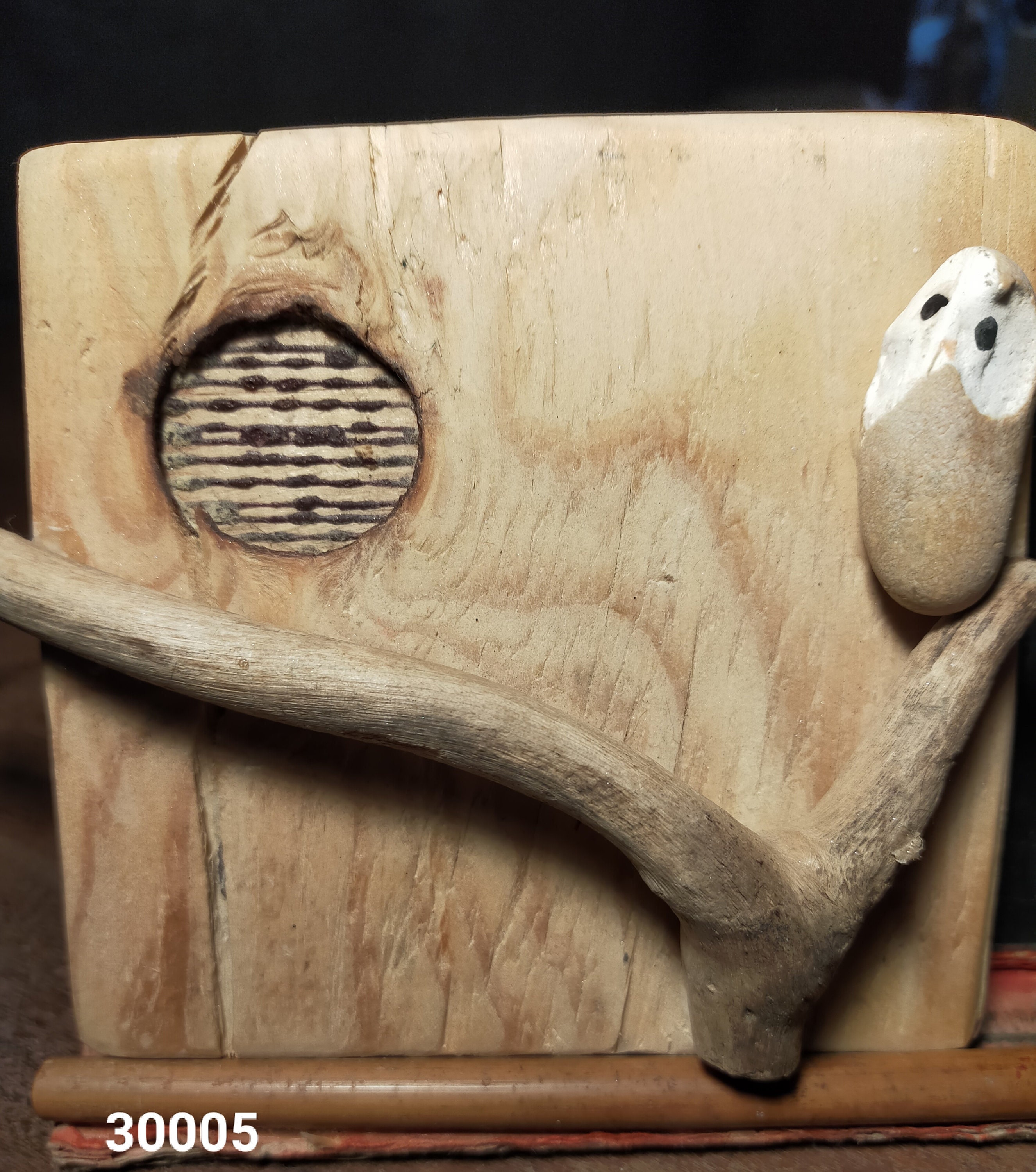 Décoration Murale - Galet Bois Sculpture Cadeau Collection Petit Hibou de Pierre