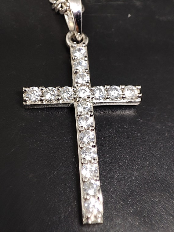 Ciondolo Croce Religiosa Uomo Con Moissanite 1 Ct - Argento Sterling 925 - Pave, Animas Jewels
