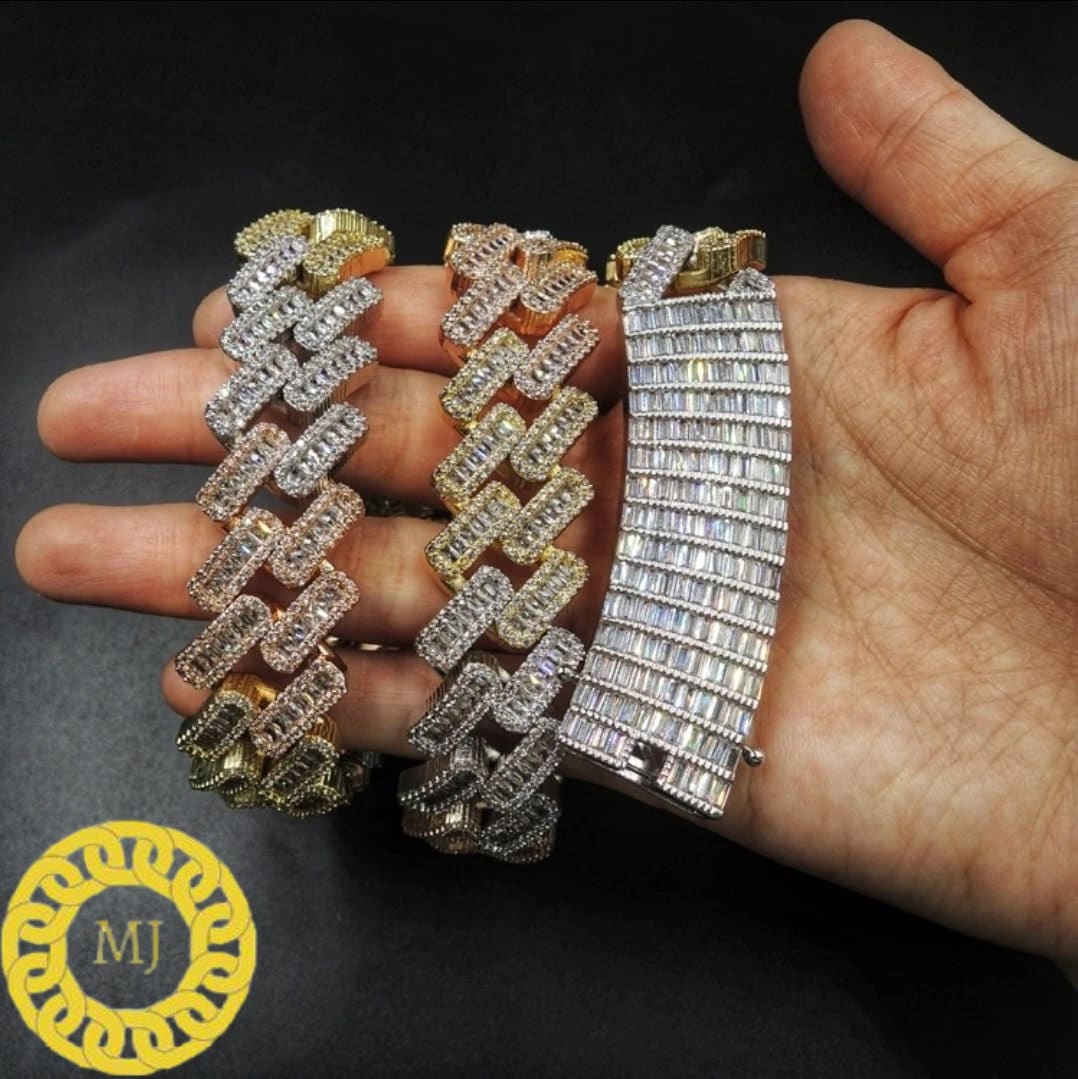 19mm Cuban Link Iced Out - Etsy Canada