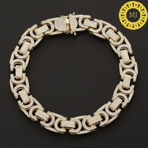 Ciężka, solidna bransoletka ze srebra próby 925 | Bransoleta z moissanitu VVS1, wysadzana diamentami, płaska, bizantyjska, o średnicy 12 mm | Bransoleta Iced Out platerowana 18-karatowym złotem