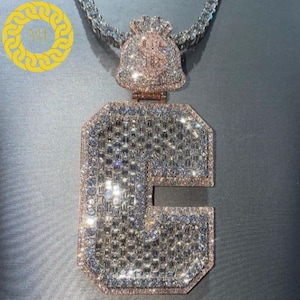 Collar con nombre personalizado de moissanita con fuente baguette, estilo hip hop, colgante con hielo, colgante personalizado con la letra C inicial, collar con hielo, regalo para ella.