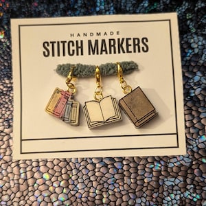 Book Stitch Markers - Library progress keeper, booktok, crochet gift, knitting notion, librarian gift