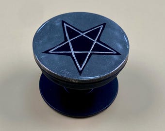 Inverted Pentagram Phone Grip – Handmade Resin Phone Grip Stand, Gothic Black Phone Holder, Occult Star, Collapsible Phone Grip