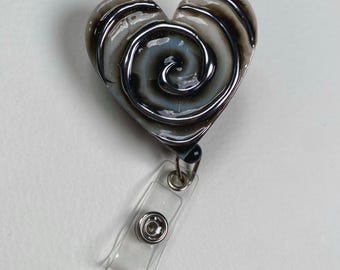 Gothic Heart Badge Reel – Handmade Black Heart Swirl Retractable ID Badge Holder, Alternative Resin Nurse Badge Reel