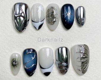 Unghie finte personalizzate color argento: stile gotico Y2K Punk Rock