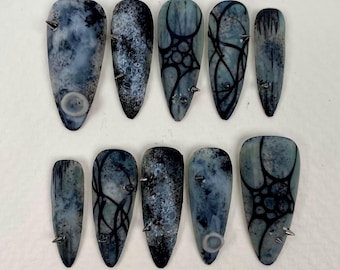 Phantom Ink Press-On Nails – Smoky Gothic Fake Nails