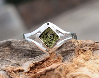 Handmade Rough Moldavite Sterling Silver Ring: Czech Gemstone Jewelry