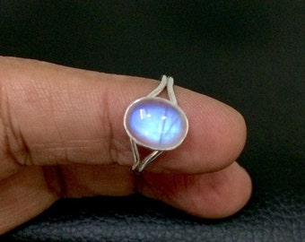 Genuine Moonstone Ring, Moonstone Silver Ring, Moonstone Ring, Moon stone Ring, Boho Ring, Rainbow Moonstone Ring, Valentines day gift