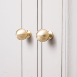 Cabinet Knobs Brass, Cabinet Knobs Round, Luxury Brass Knobs, Satin Brass Cabinet Hardware, Satin Brass Knobs, Knobs For Dresser, Pull Knobs