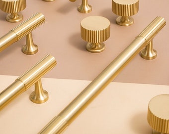 Solid Brass Knobs, Decorative Handles, Solid Brass Handles, Brass Pulls, Brass Pull Knob, Brass Pull Door Handles, Gold Hardware, Pull Knobs