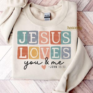 Boho kristen PNG Jesus PNG sublimeringsdesign Jesus älskar dig och mig PNG bibelvers skjorta religiös PNG kyrkläger T-shirt DTF nedladdning bild 5