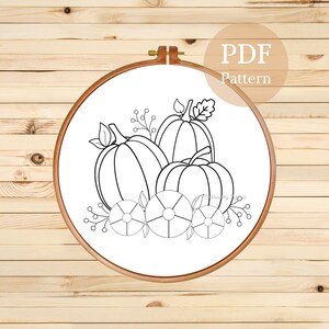 Patrón de bordado a mano de calabaza: Diseño floral otoñal (Patrón PDF)