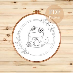 Patrón de bordado a mano de Pumpkin Spice Latte: Diseño floral otoñal (Patrón PDF)