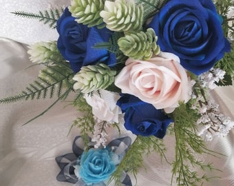 Hochzeit Anstecksträußchen und Anstecksträußchen, Braut und Brautjungfer Bouquet-Blaue Blumen. Handgelenk Corsage,Braunboutonniere. Hochzeitsblumen und Werkzeuge.