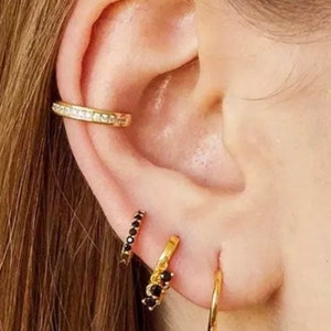 Pair of 4 Pcs  black Gold Plated Chain Ear Stack set, Dainty ear cuff, Minimalist earring, Gold ear cuff, black earring set