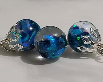 10mm Ethiopian floating opal charm