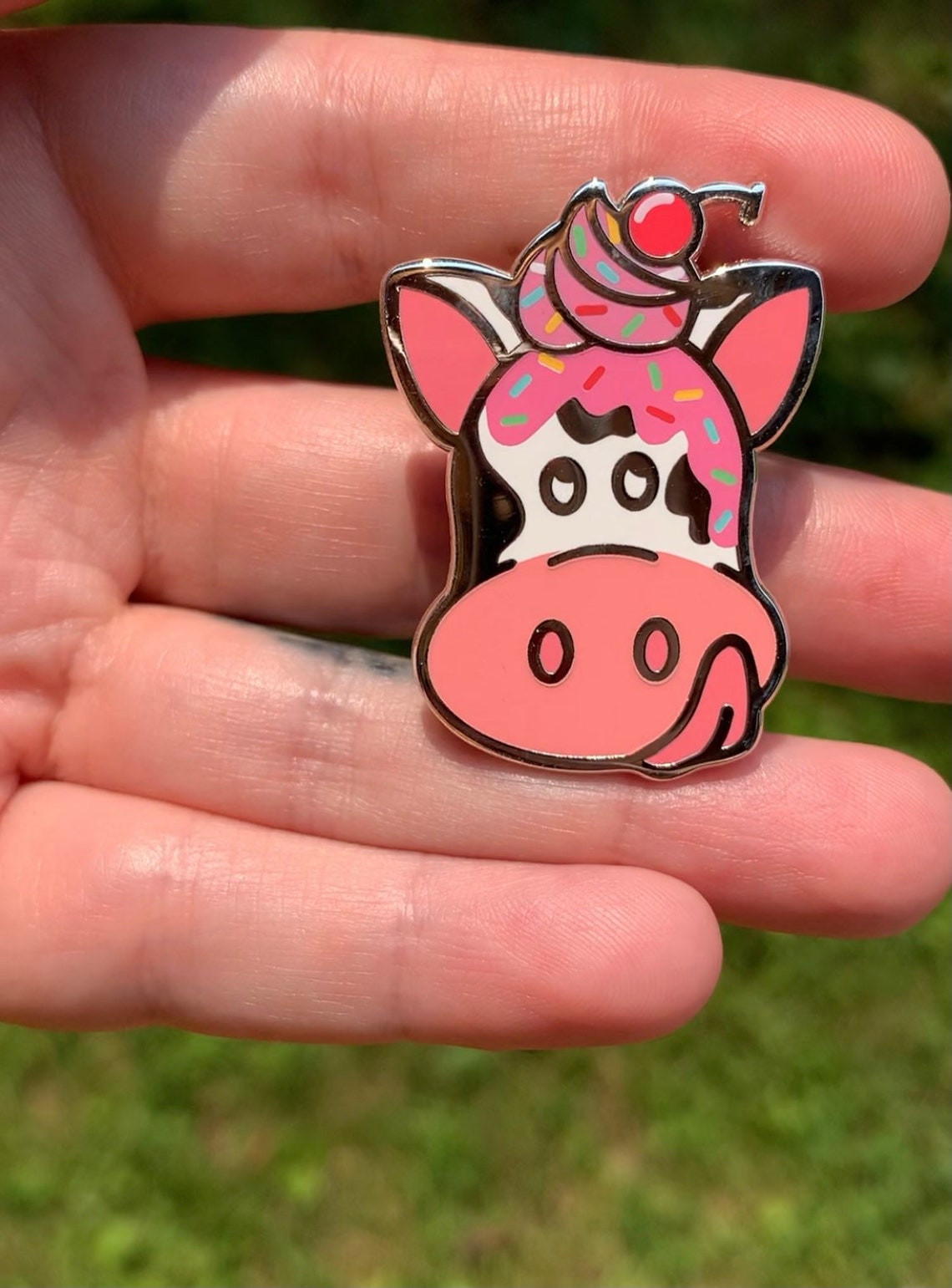 Cow Pin Cute Cow Pin Cute Pin Cow Lover Gift Hard Enamel Pin Etsy