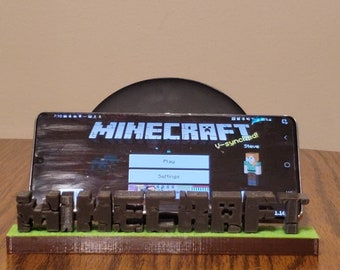 Miniature 3D Minecraft-Inspired Statuette