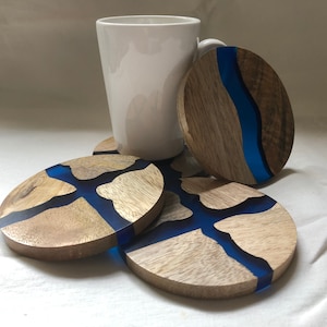 Mango Wood Epoxy Resin River Coasters Hardwood Craft Handicraft Unique Circle Circular Round Hard wood Handmade Gift