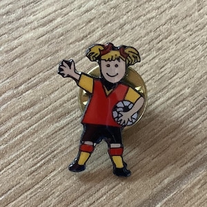 Vintage football girl pinback botton, pin botton