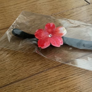 Japanese Red Flower Kanashi hair pin, kimono hair, Made in Japan
