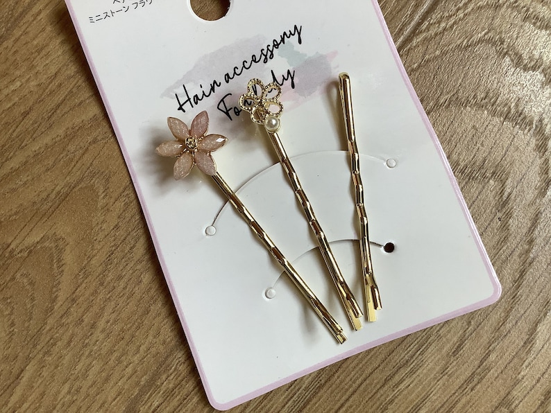 Soft pink flower hair bobby pins, set of 3 image 1