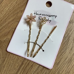 Soft pink flower hair bobby pins, set of 3 image 5