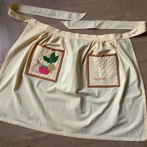 Retro adults half apron with vegetable pattern - Made in Japan