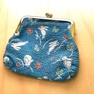 Japanese chirimen clasp purse - rabbit