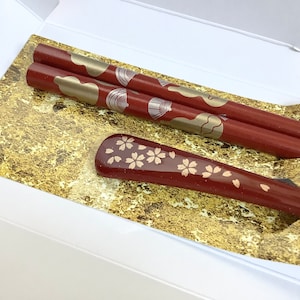 Japanese Wakasa lacquer, set of chopsticks and spoon