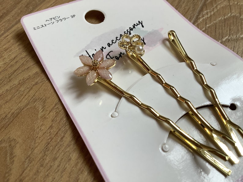 Soft pink flower hair bobby pins, set of 3 image 3