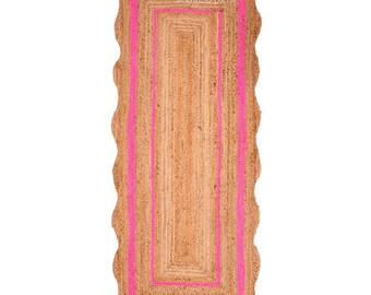Handmade Scalloped Jute Rug – Bohemian Wave Edge, Rustic Pink Trim
