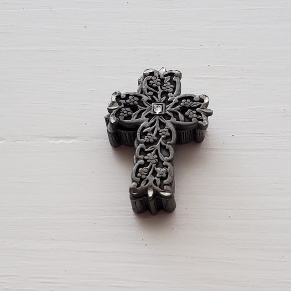 Torino Pewter Cross Brooch Trinket Box