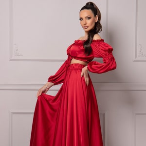 Extravagant 2-Piece Ladies Satin Clothing Set High Waisted Flowy Skirt & Off Shoulder Crop Top with Puffed Sleeves, Summer Cocktail Outfit ᖇEᗪ