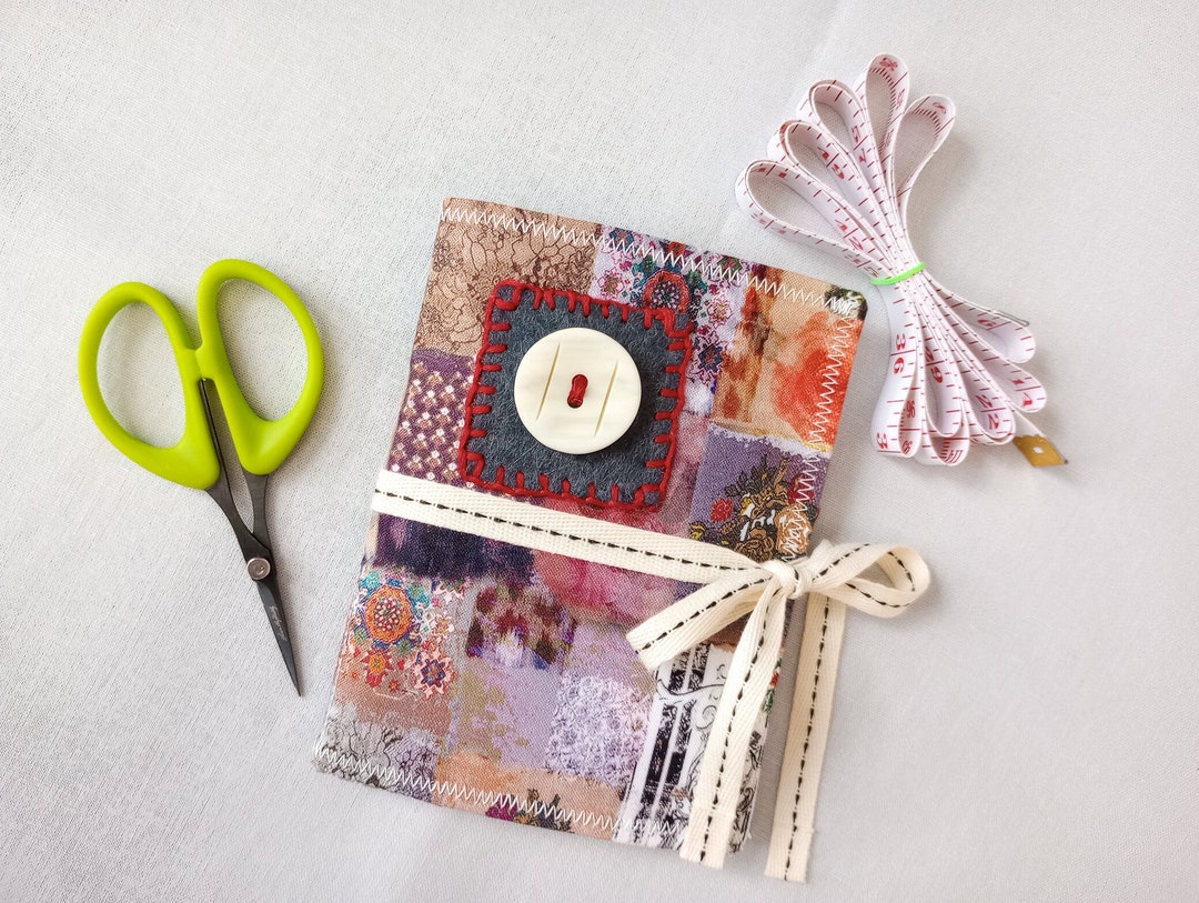 Vintage Style Needle Book Keeper, Sewing Kit Holder Made From Quilted