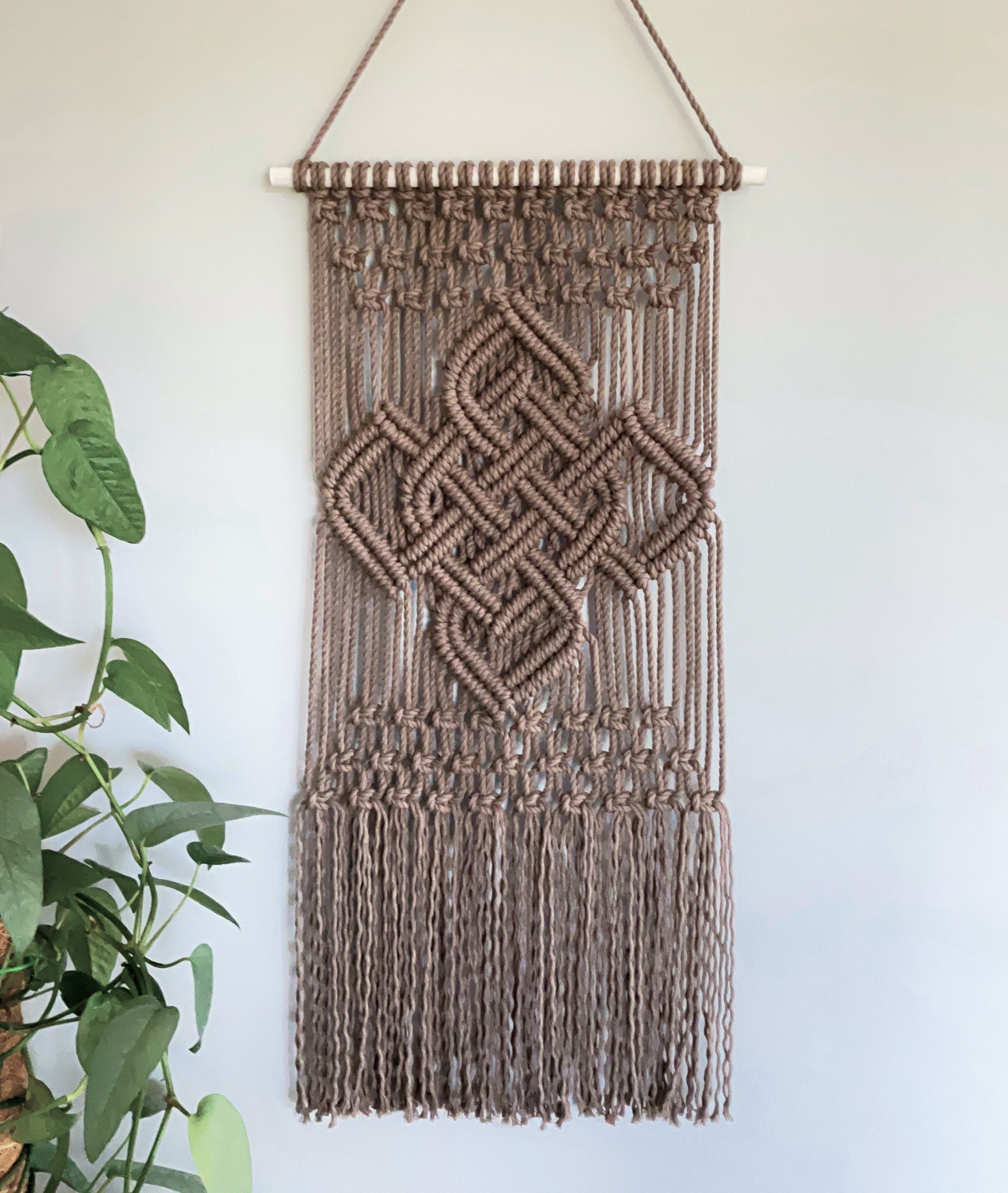 Celtic Knot Macramé Wall Art Hanging Irish Home Wall Decor Etsy