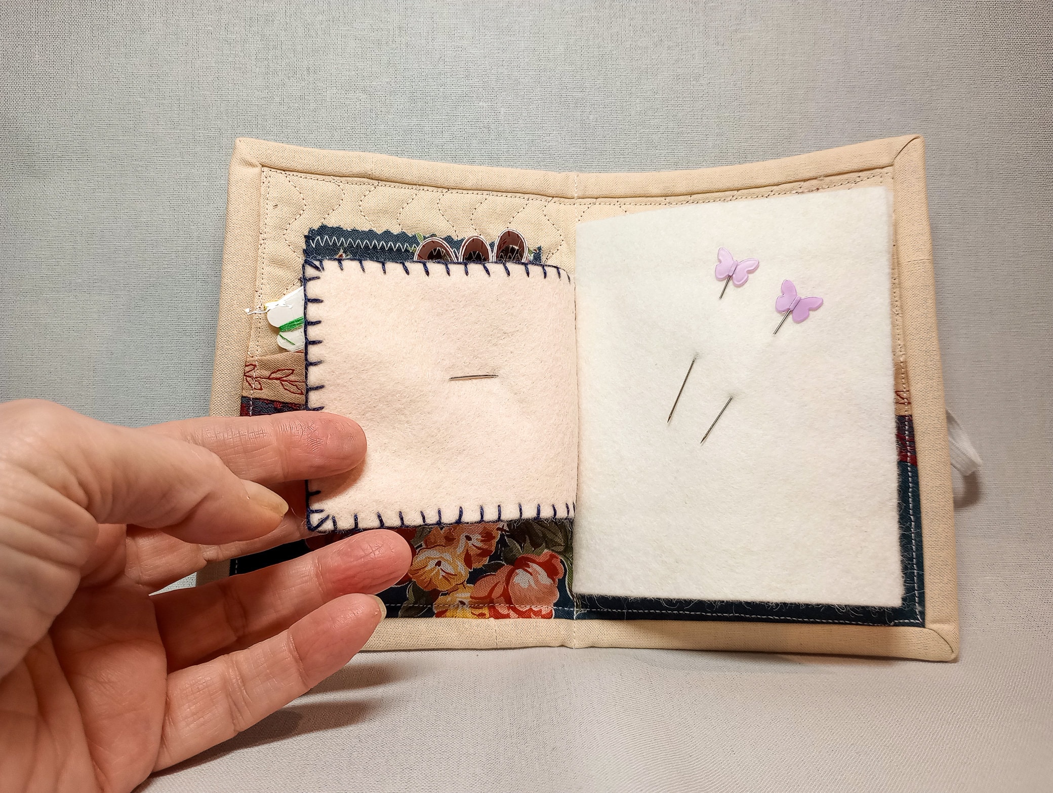 Vintage Style Needle Book Keeper, Sewing Kit Holder Made From Quilted