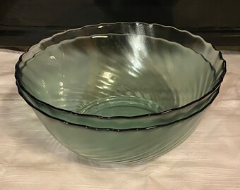 2 Vintage Arcoroc Green Wave Glas Servierschalen