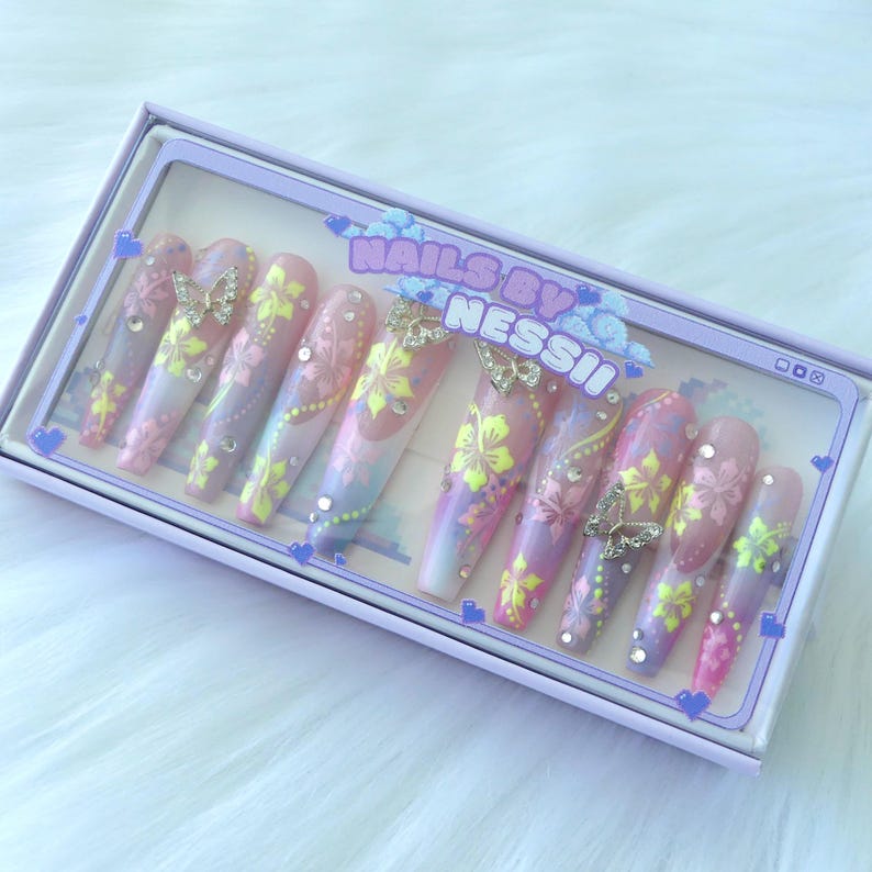 Pastel Hawaiian Hibiscus Flower Press On Nails, Abstract Handpainted Gel Set, Reusable Nail Art image 3