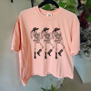 Country Skeletons Crop Top, Western Graphic Shirt, Comfort Colors, Country Girl Shirt, Country Concert Crop Top, Boxy Fit
