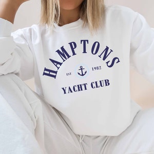 定番のお歳暮 Hamptons Yacht Club Sweatshirt, Vintage Crewneck, Lake Life トップス