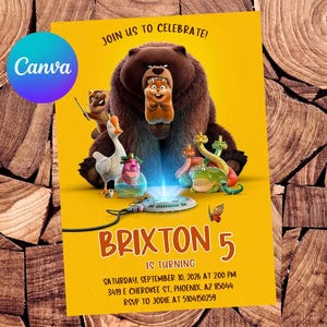 Może przedstawiać: Żółte zaproszenie urodzinowe z kreskówkowym niedźwiedziem i innymi postaciami. Zaproszenie zawiera tekst "JOIN US TO CELEBRATE!" i "BRIXTON 5 IS TURNING". Podana jest również data, godzina i miejsce.