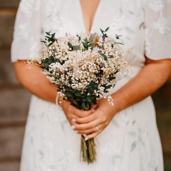 Bouquet de mariée en gypsophile, fleurs séchées, bouquet de mariage, cadeau pour elle, composition de fleurs séchées, boutonnière de mariage, bouquet de demoiselle d'honneur