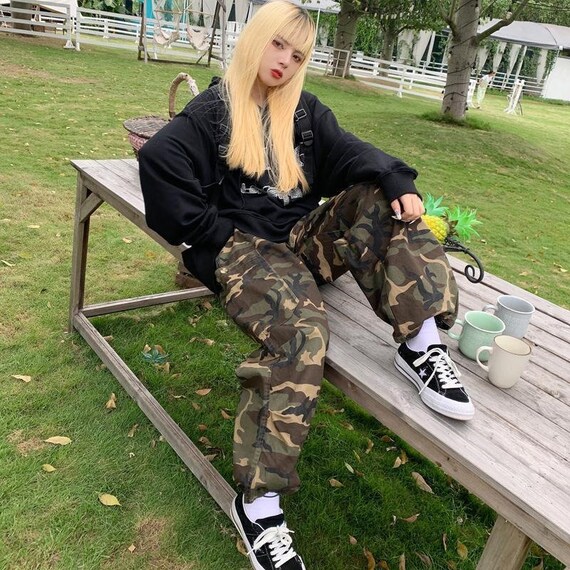 High waisted shop baggy camo pants