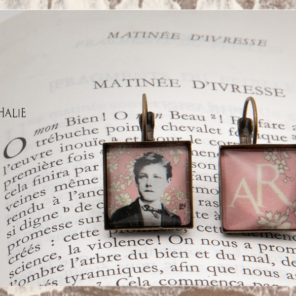 Boucles oreilles bronze carré Arthur RIMBAUD bijou littéraire Rose  liberty cabochon Collection les illuminations poème "MATINEE D’IVRESSE"