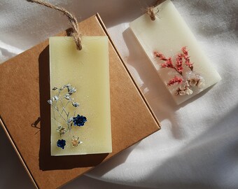 Soy wax wedding favors | Botanical scented tarts | Tablet perfumes linen