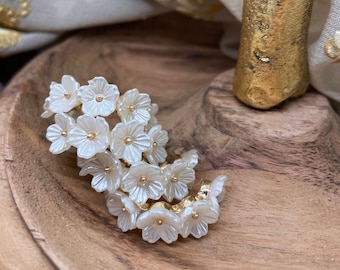 Summer Wedding Pearl Flower Earrings