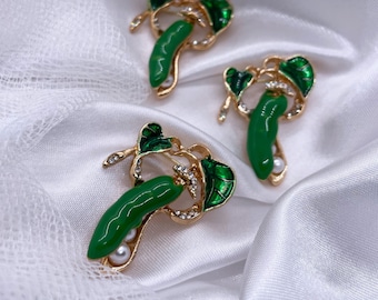 Green Pea Enamel Brooch Pin